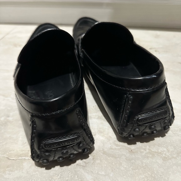 Men’s Louis Vuitton Moccasin - Picture 7 of 7